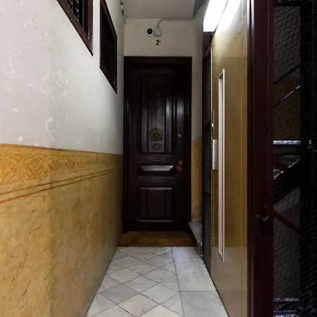 Ab Comte D'urgell - 2975 アパート バルセロナ